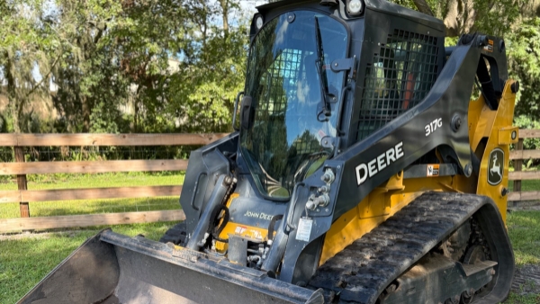 2023 Deere 317G - Image 1