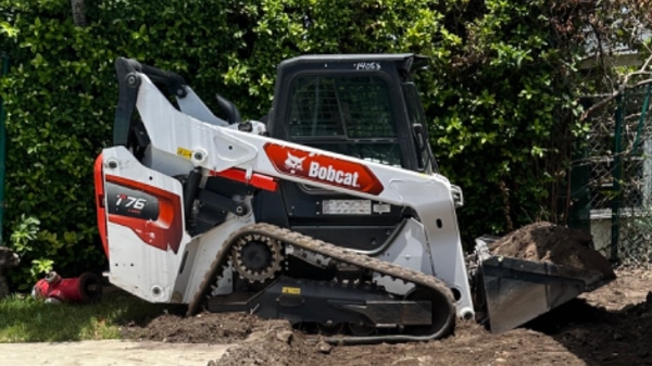2021 Bobcat T76 thumbnail 4