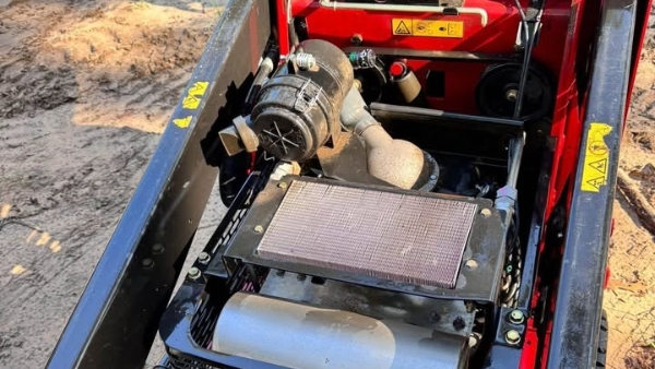 2023 Toro DINGO TX 427 thumbnail 4