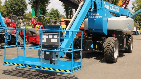 2022 Genie ZX135/70 thumbnail 3