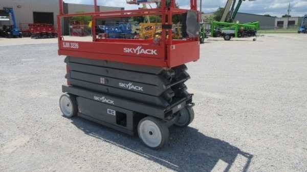 2025 Skyjack SJ3226 - Scissor Lift image 1