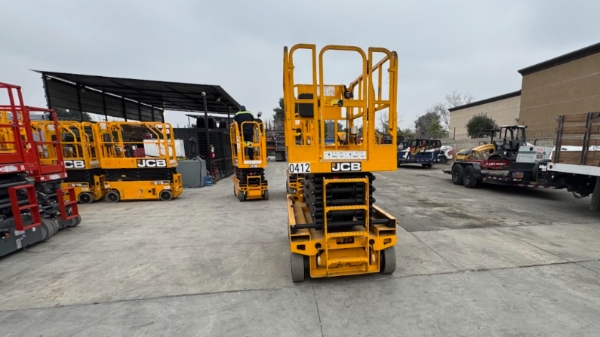 2025 JCB S3246E  thumbnail 2