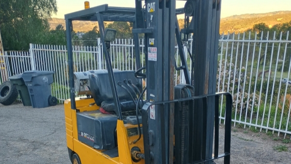 2002 Caterpillar GC25 thumbnail 6