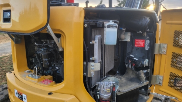 2017 Deere 50G thumbnail 2
