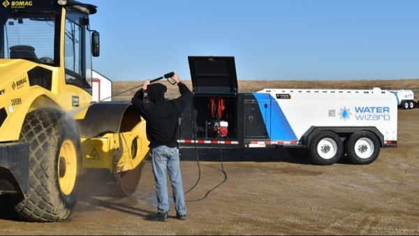 2026 Magna Water Wizard - Mobile Water Trailer image 1