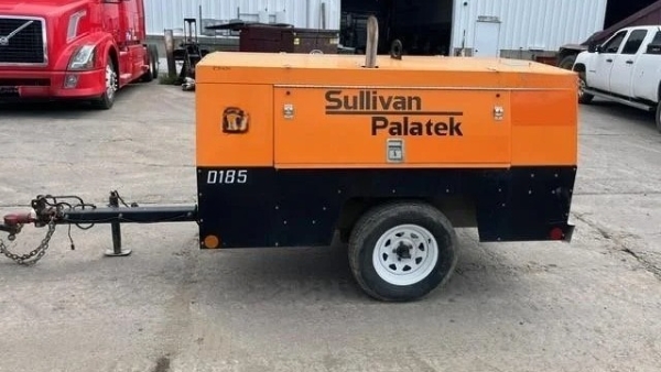 2013 Sullivan-Palatek D185 - Air Compressor image 1