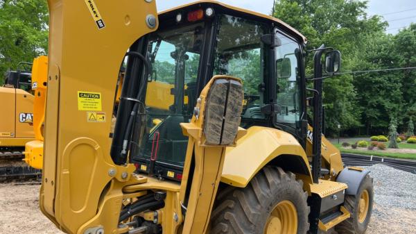 2022 Caterpillar 440 thumbnail 5