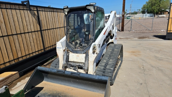 2020 Bobcat T770 thumbnail 2
