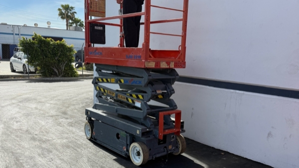 2020 Skyjack SJ111-3219 thumbnail 2