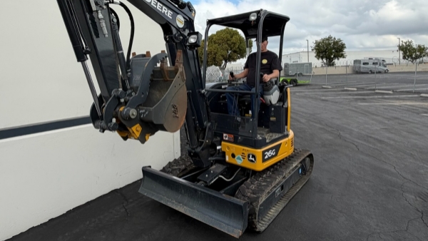 2021 Deere 26G thumbnail 4