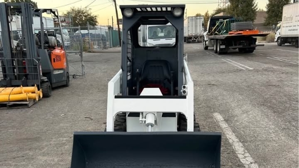 2000 Bobcat 443 thumbnail 4