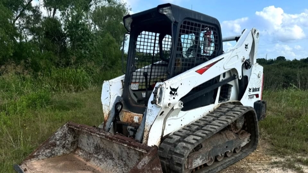 2017 Bobcat T595 - Image 1
