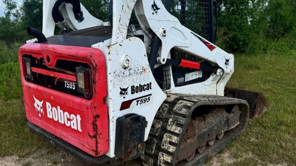 2017 Bobcat T595 thumbnail 4