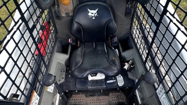 2017 Bobcat T595 thumbnail 5