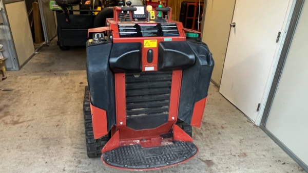 2017 Ditch Witch SK1050 thumbnail 3