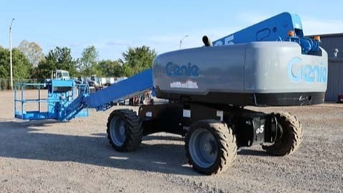 Genie Man Lifts Rentals in Denton, TX - 630 Available | Rubbl