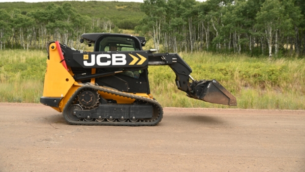 2021 JCB 3TS-8T thumbnail 3