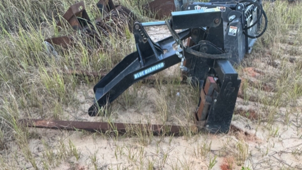 2018 Takeuchi TL8 thumbnail 6