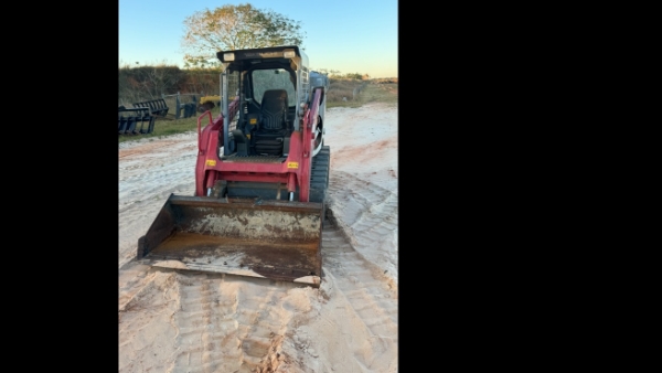 2018 Takeuchi TL8 thumbnail 4