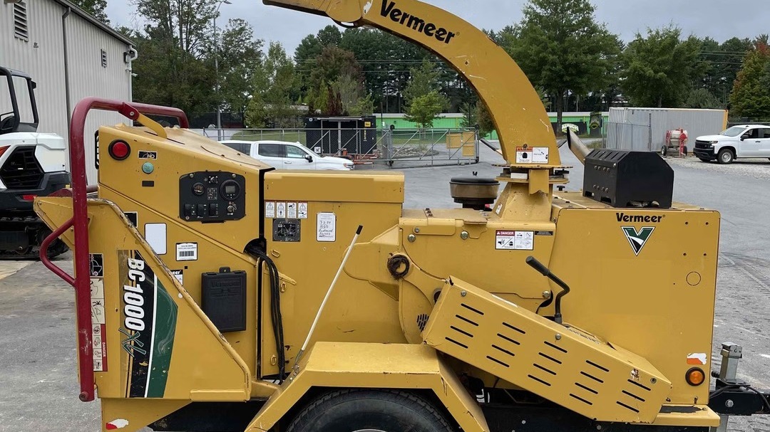 2023 Vermeer BC1000XL GAS Wood Chipper in Nashville, TN
