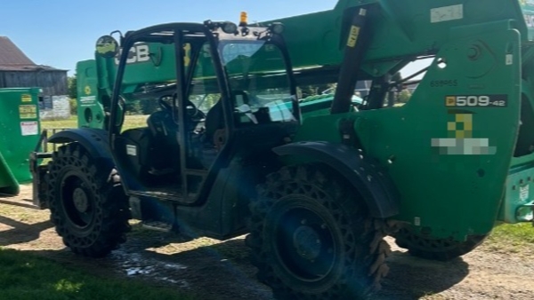 2015 JCB 509-42 thumbnail 3
