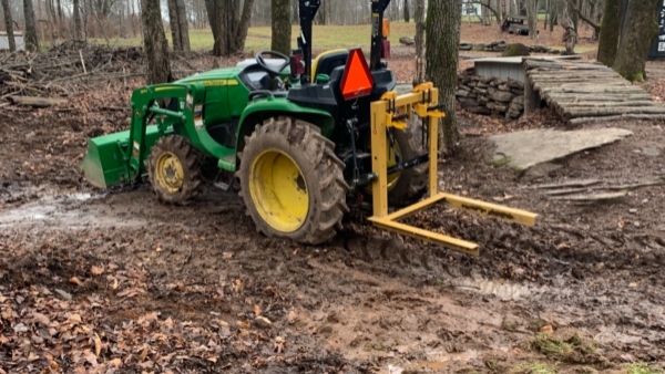2021 Deere 3025E thumbnail 4